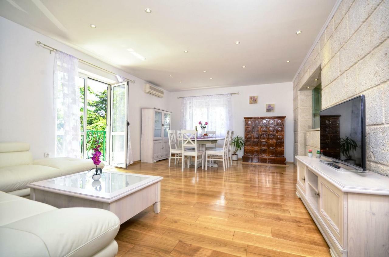 Apartments Vekic Makarska Eksteriør billede