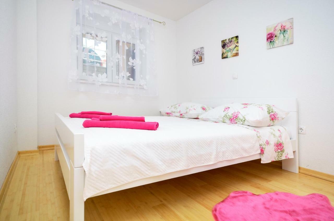 Apartments Vekic Makarska Eksteriør billede