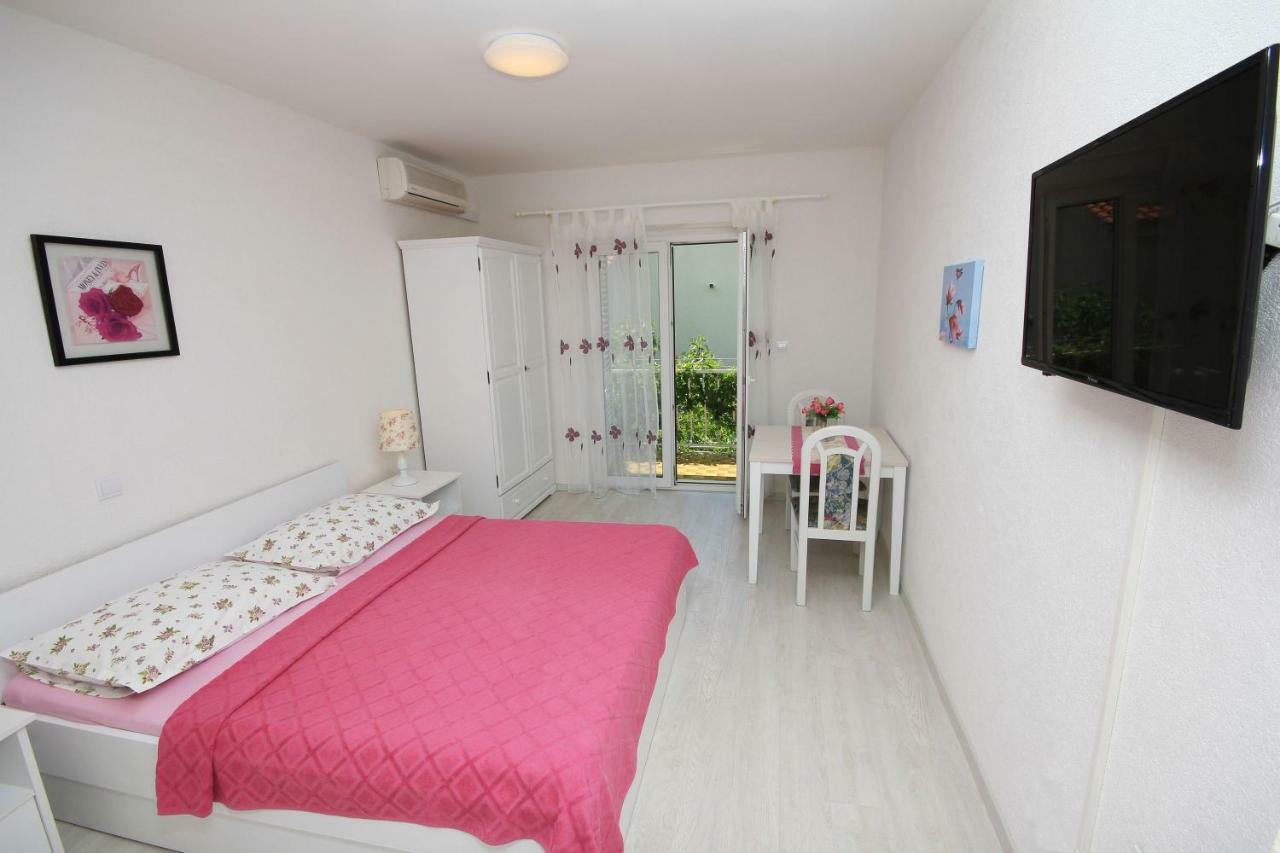 Apartments Vekic Makarska Eksteriør billede