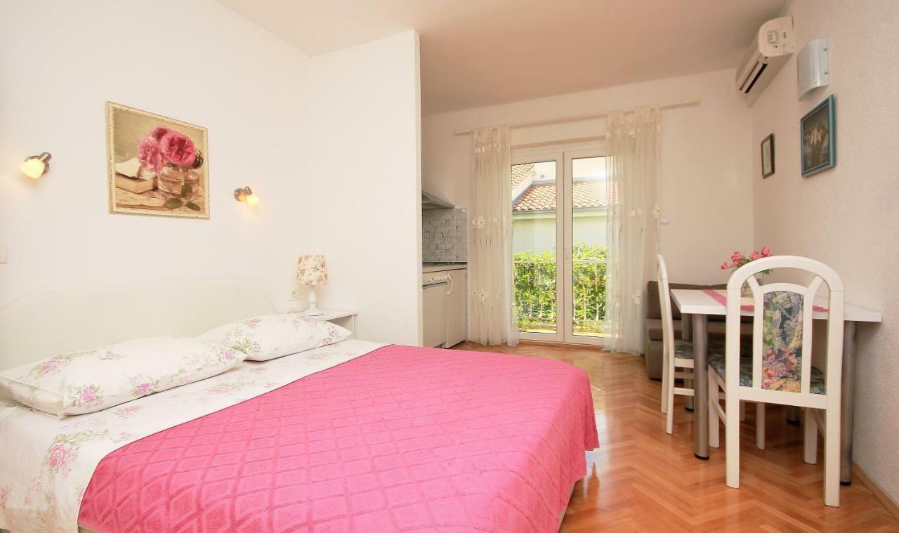 Apartments Vekic Makarska Eksteriør billede